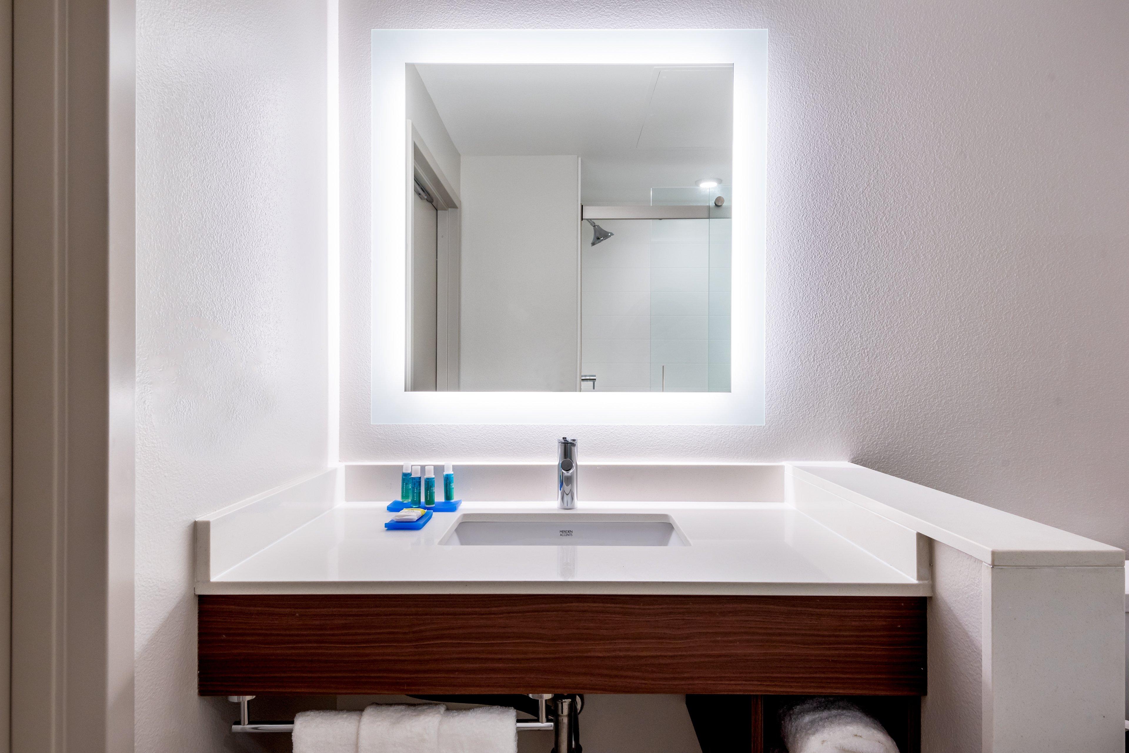 Holiday Inn Express & Suites Santa Ana - Orange County By Ihg Екстер'єр фото