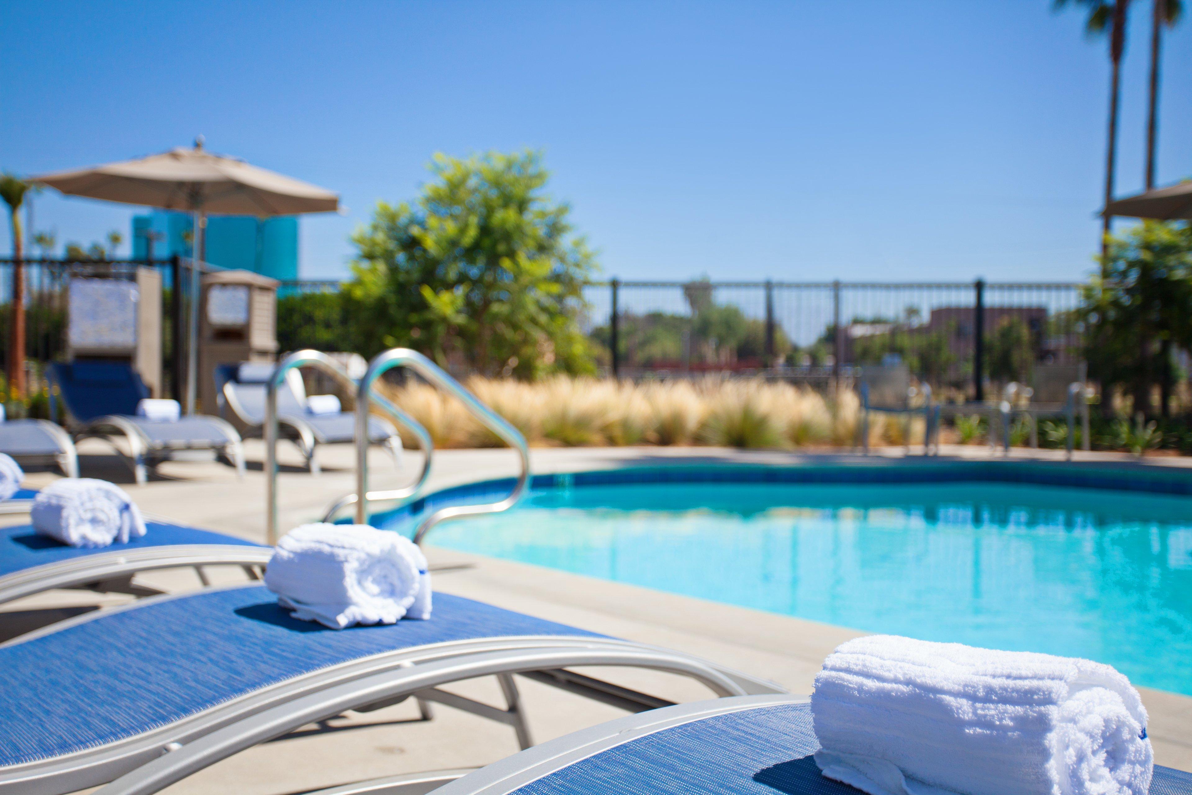 Holiday Inn Express & Suites Santa Ana - Orange County By Ihg Екстер'єр фото