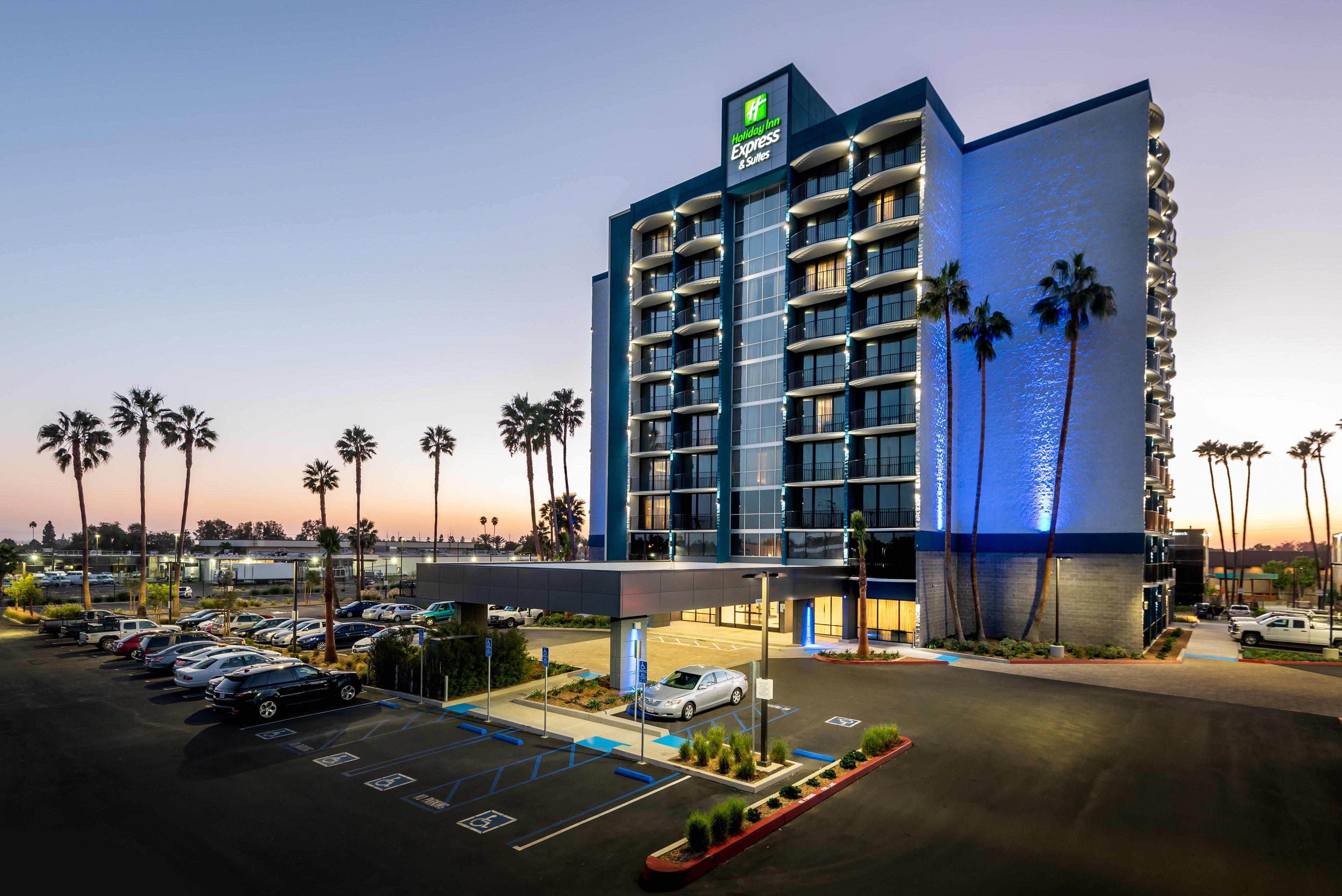 Holiday Inn Express & Suites Santa Ana - Orange County By Ihg Екстер'єр фото