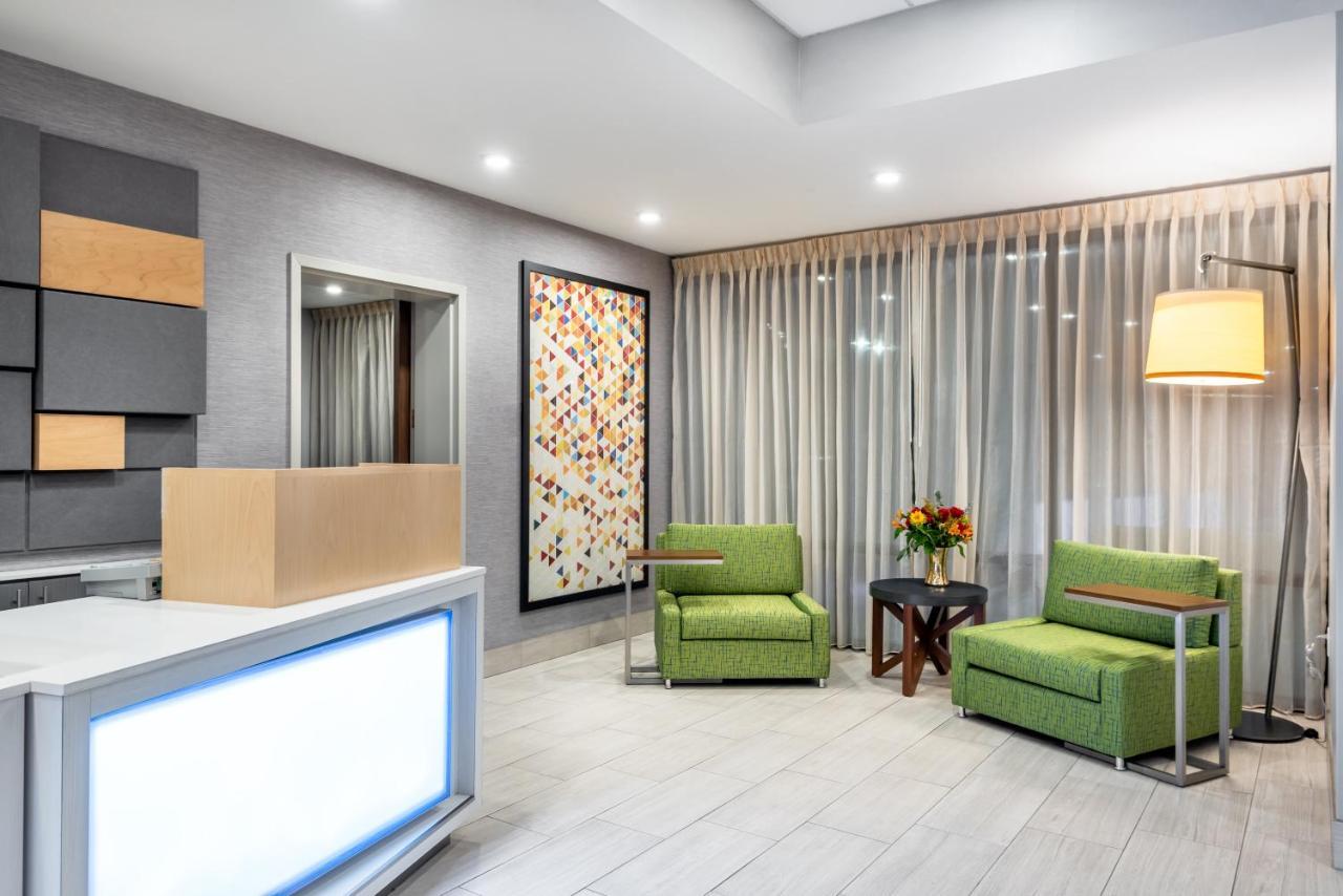 Holiday Inn Express & Suites Santa Ana - Orange County By Ihg Екстер'єр фото